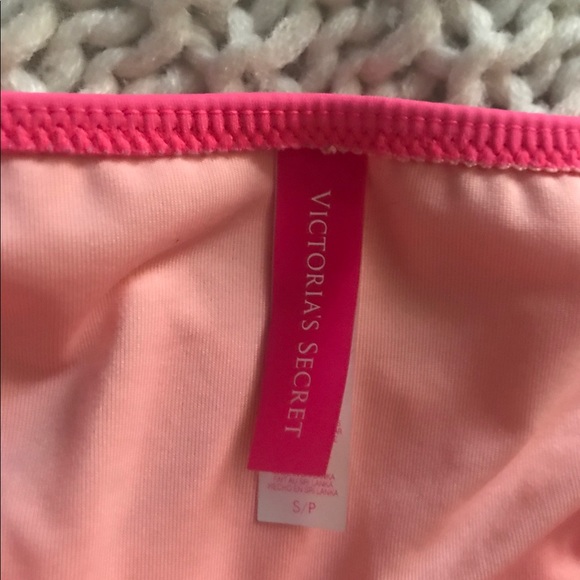 Victoria Secret bathing suit (TOP & BOTTOM) - Picture 3 of 5